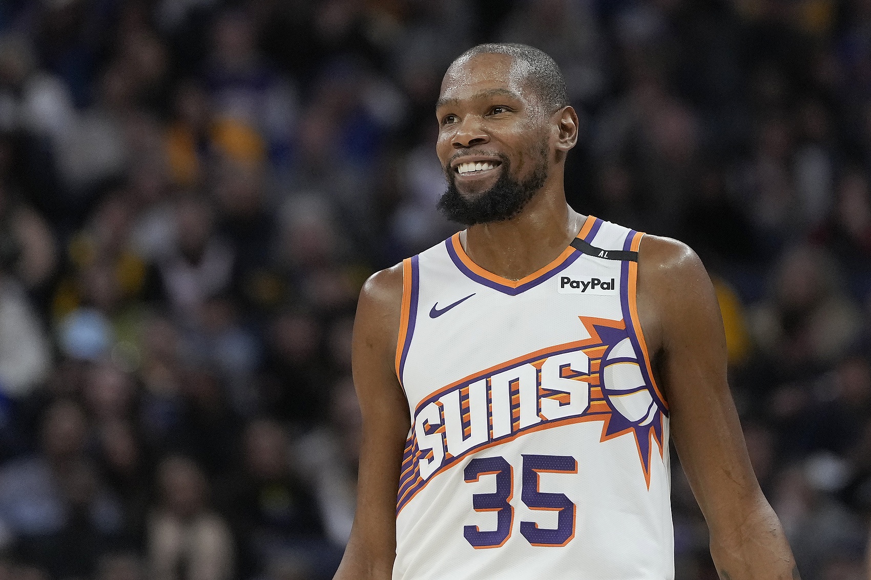 KD回复网友:你不适合看NBA 去看冰球吧 他们打球很猛而且很忠诚